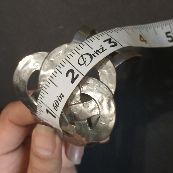 Silver tone Celtic knot cuff bracelet - Picture 6 of 8